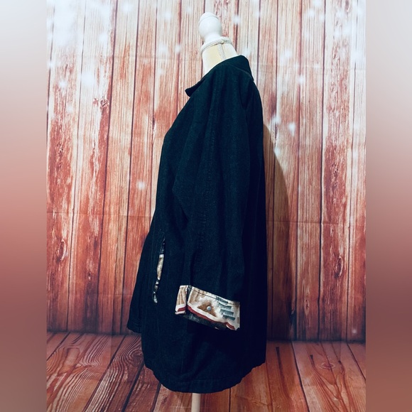 Women’s Medium Jean Jacket Gotcha Covered Black Aztec Liner Pockets Button Down - Picture 8 of 10